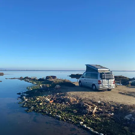 Mercedes Marco Polo * Santa Gertrudis (Ibiza)